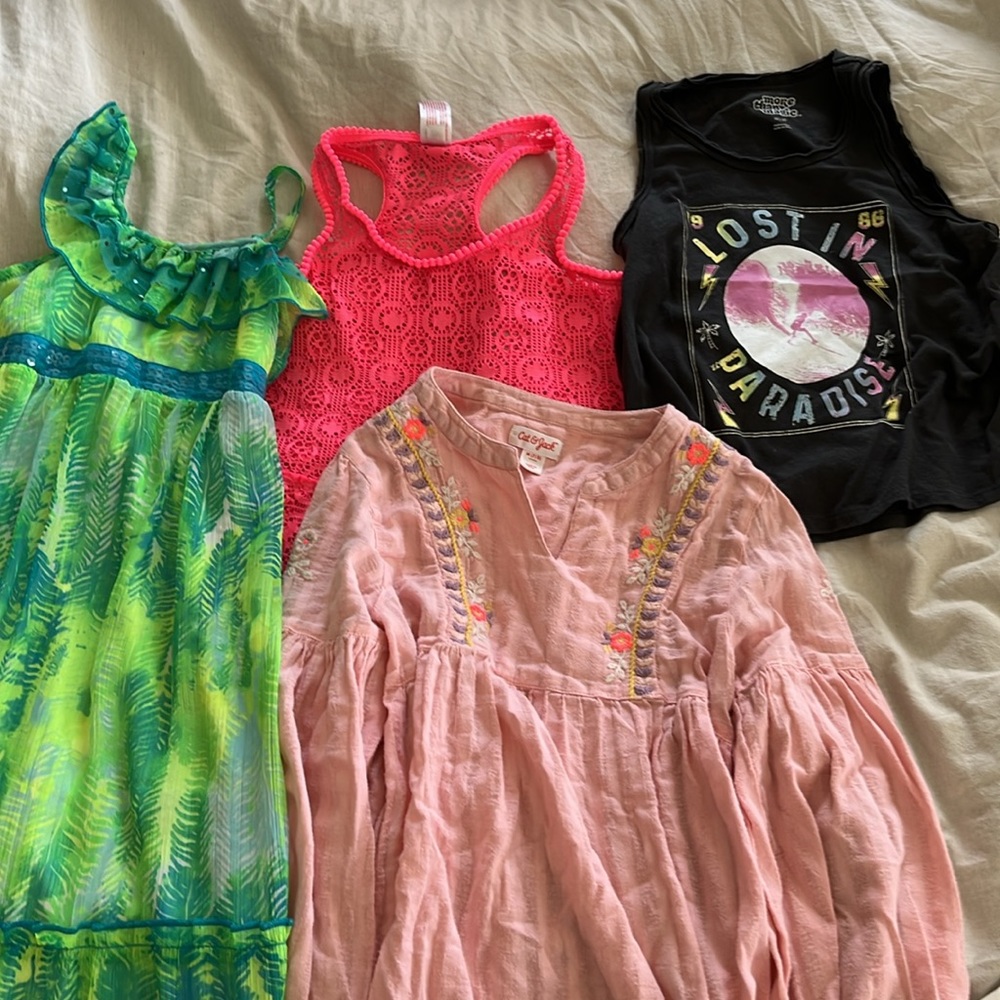 Kids RESORT WEAR BUNDLE! Size 7/8, medium